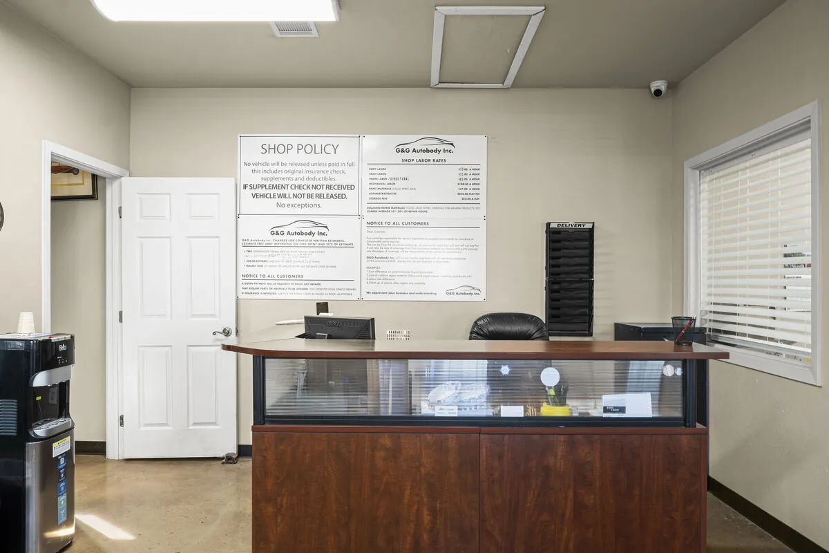 Professional paint blending and color matching